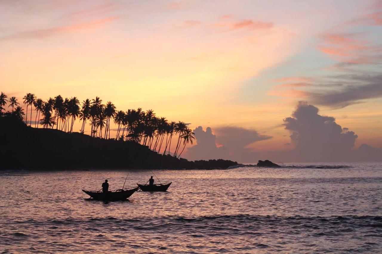 Into The Blue - Yoga Included & Walk To 3 Beaches แทนกาลเล ภายนอก รูปภาพ